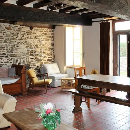 Maison *